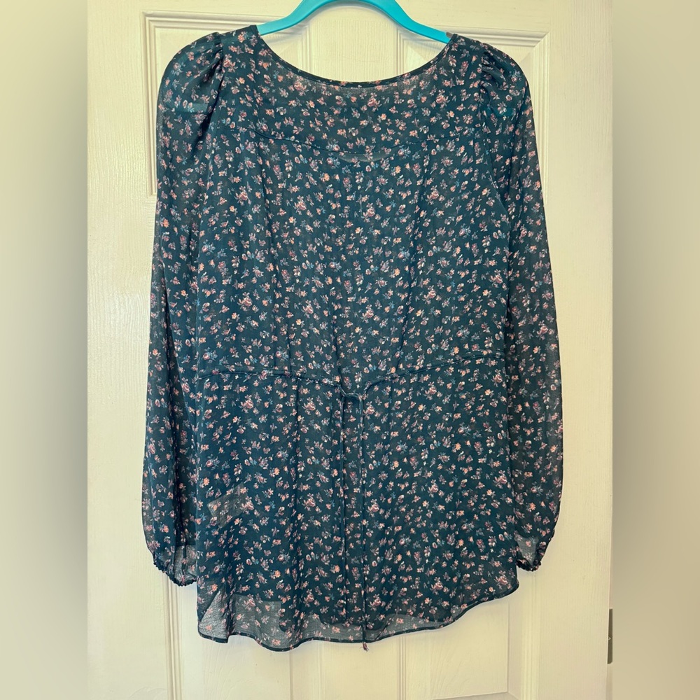 Floral Button-Up Blouse - Kimchi Blue - Picture 5 of 6